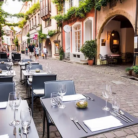 فندق Kreuzblume & Restaurant فرايبورغ