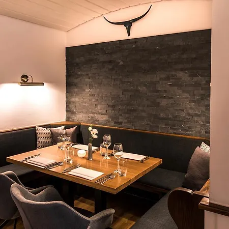 Kreuzblume & Restaurant 3* Friburgo de Brisgovia