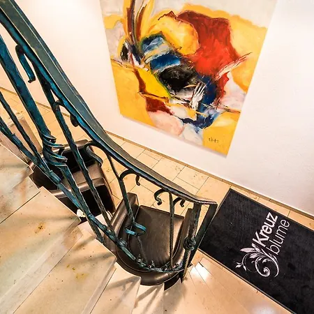 Kreuzblume & Restaurant 3* فرايبورغ