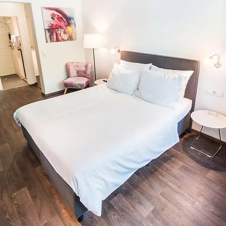 Kreuzblume & Restaurant Hotel Fribourg im Breisgau
